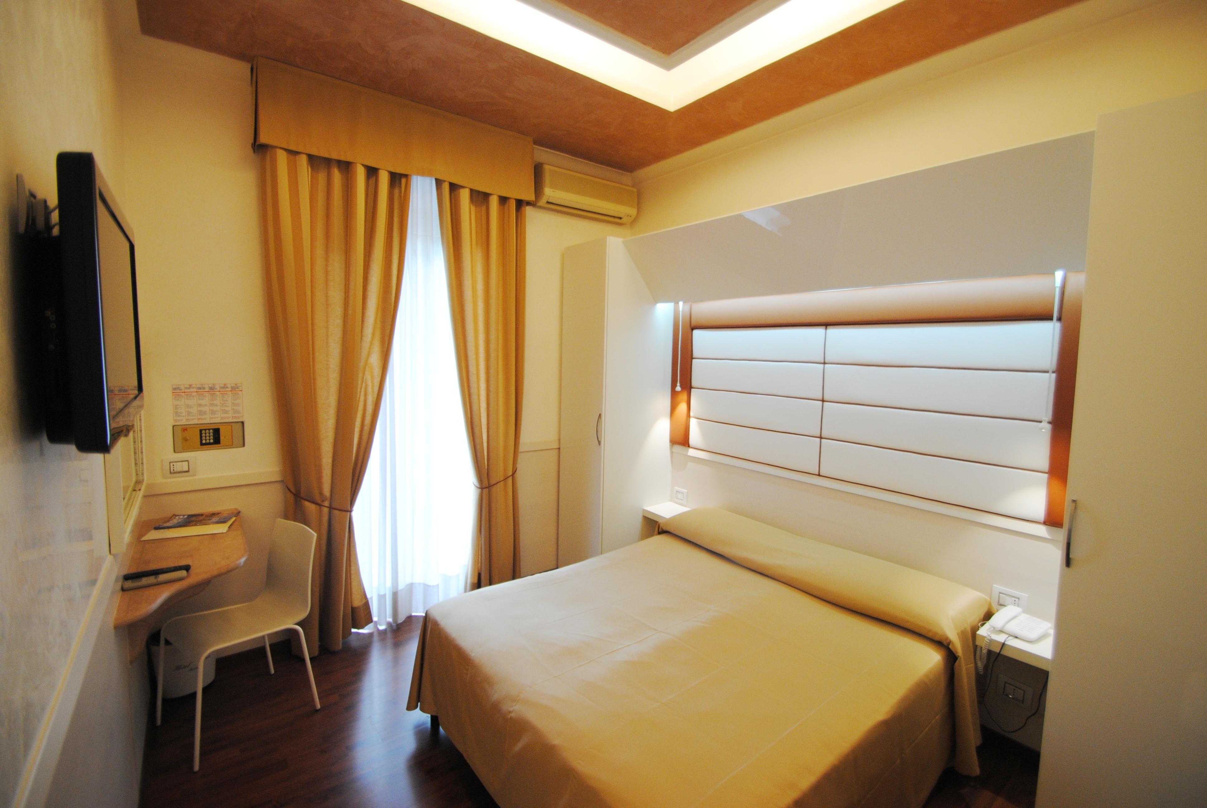 Hotel Verona Roma Exterior foto