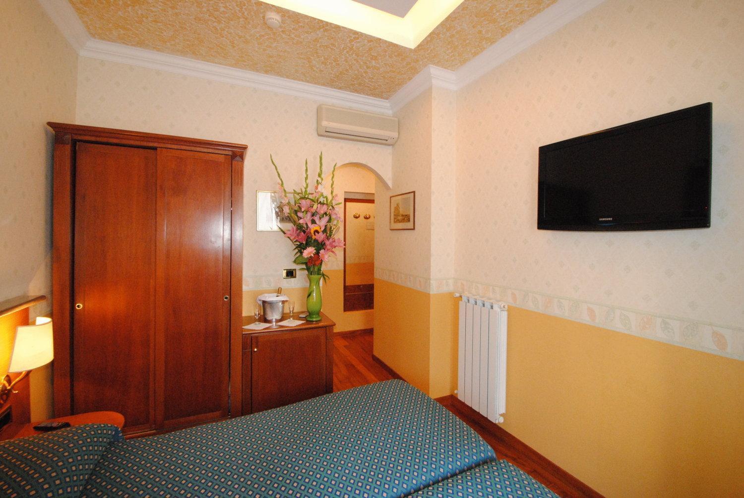 Hotel Verona Roma Exterior foto