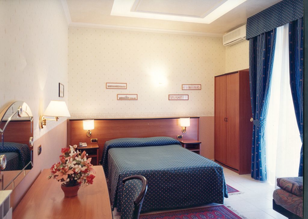 Hotel Verona Roma Cameră foto